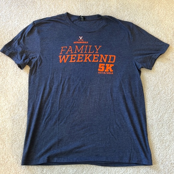 Bundle of 2 UVA tshirts - Picture 2 of 10